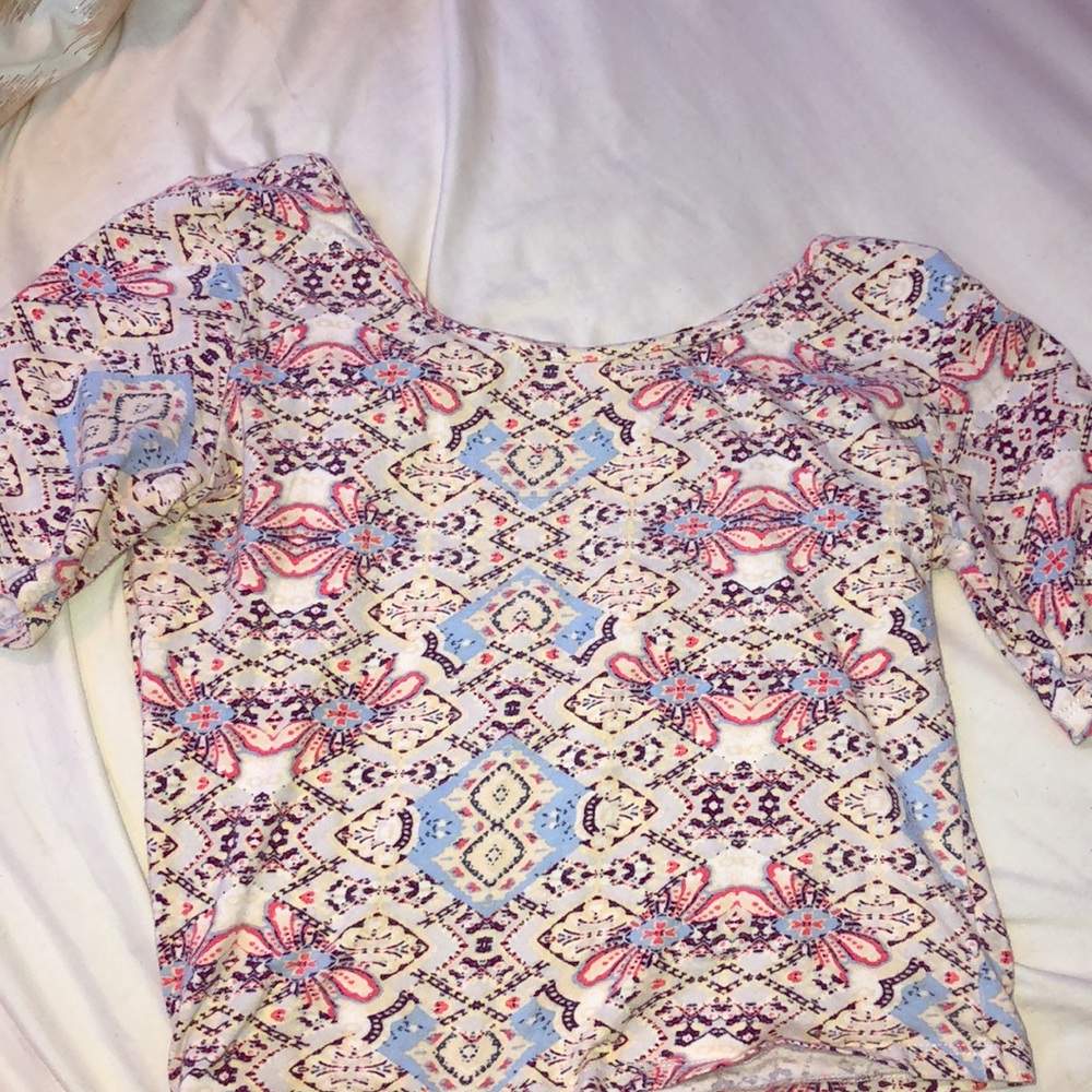 Open Back Patterned Tee
